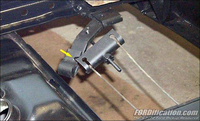 e-brake-cable_wo-aux-tank.jpg