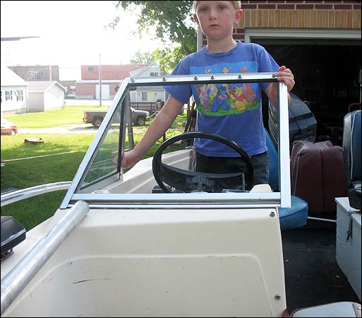 windshield01.jpg