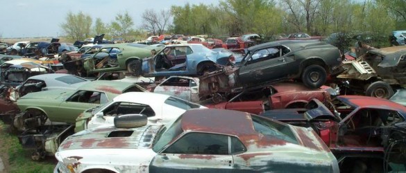 Crashed ford mustangs #7